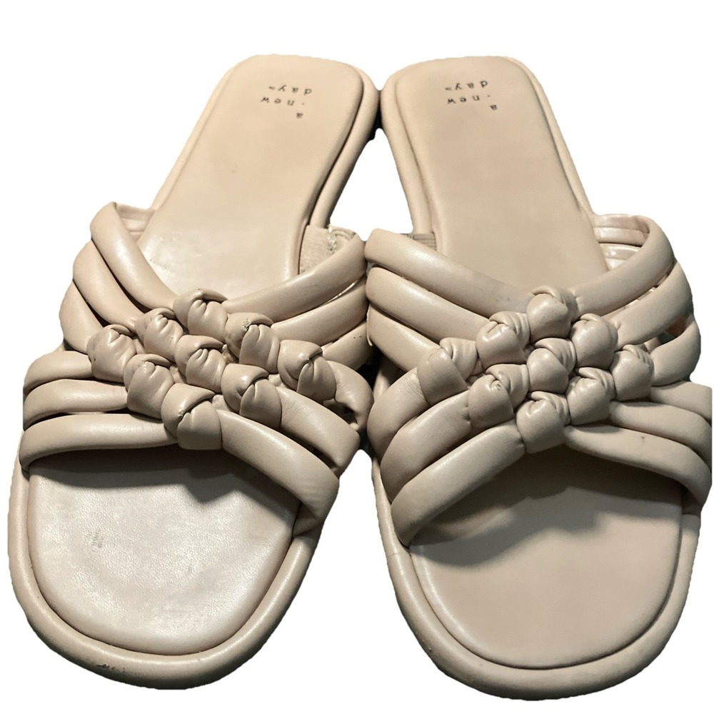 A New Day Women's Carissa Slide Sandals in Tan Memory Foam ~ Size 8.5